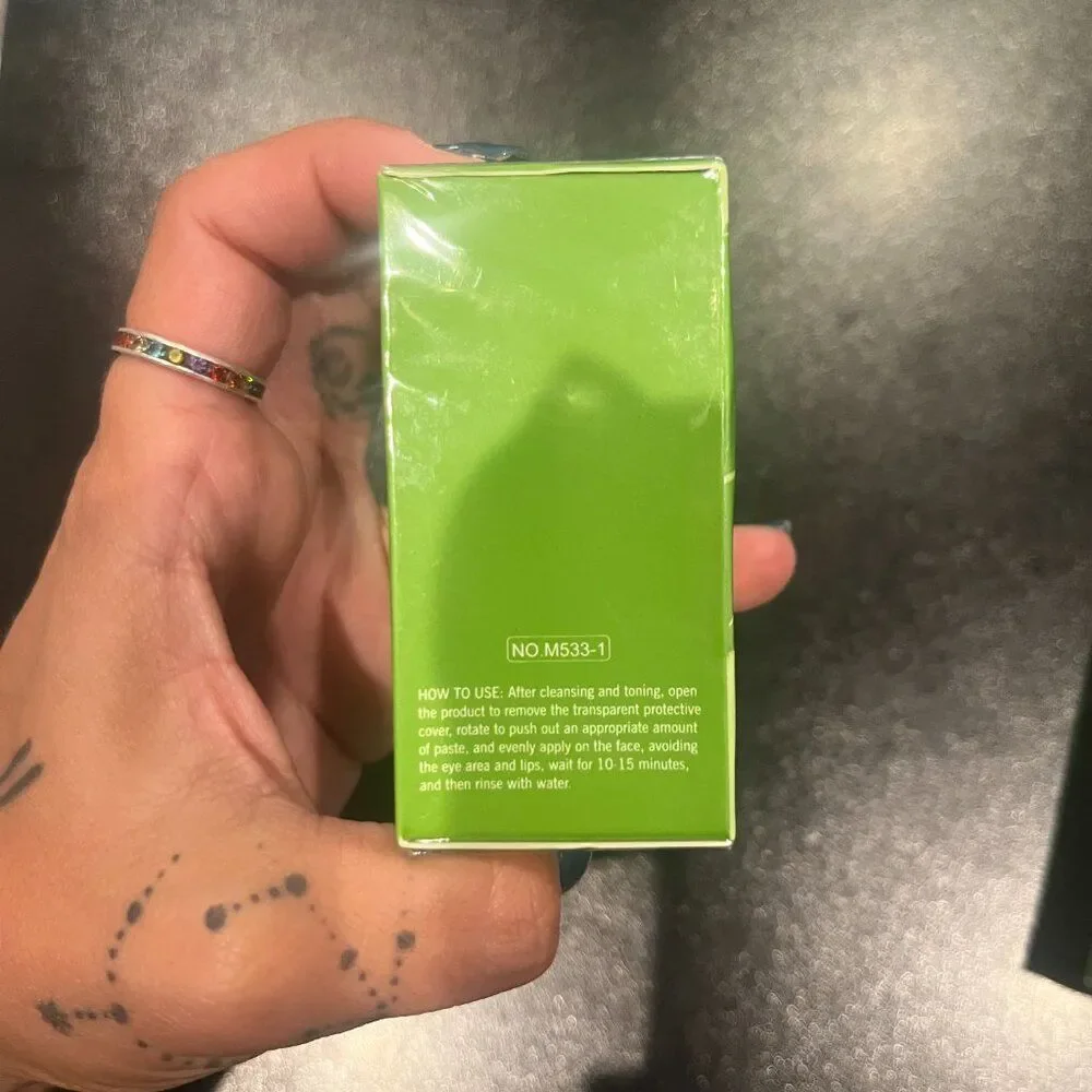 Bundle of 2 NWT Green Mask Stick Green‎ Tea Oil control Clean Solid Mask Meidian